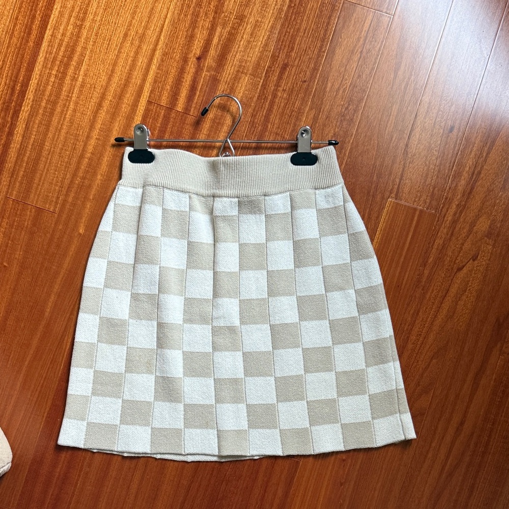 Charlie Holiday Checkered Beige and White Skirt